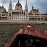 Mini-bar, mahagony interior, built in sound system- this cruise cannot be missed on your stag party - Danube Luxury Limousine Boat